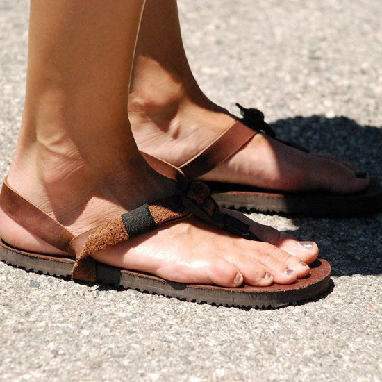 Shamma Old Goats leather sandals woman's feet profile