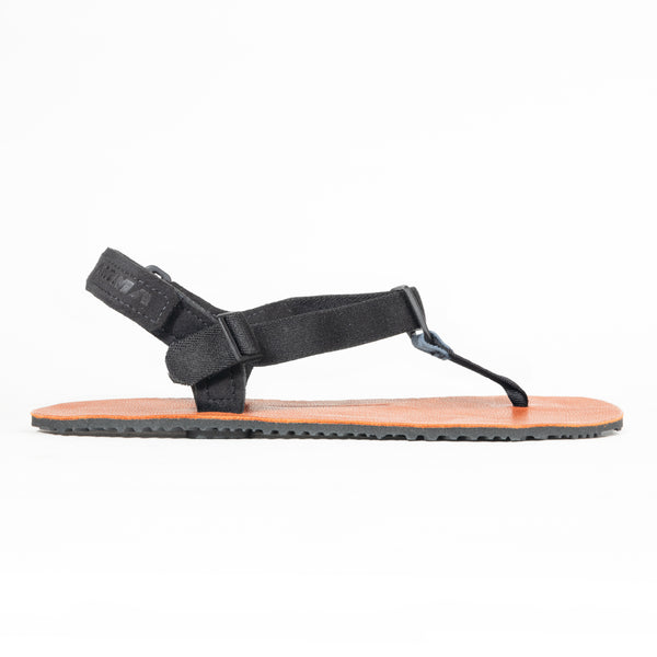 Buy Men's Le Confort Solid Slip-On Arabic Sandals Online | Centrepoint UAE