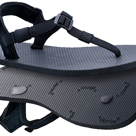 Shamma Chargers sandals with UltraGrip on white bg